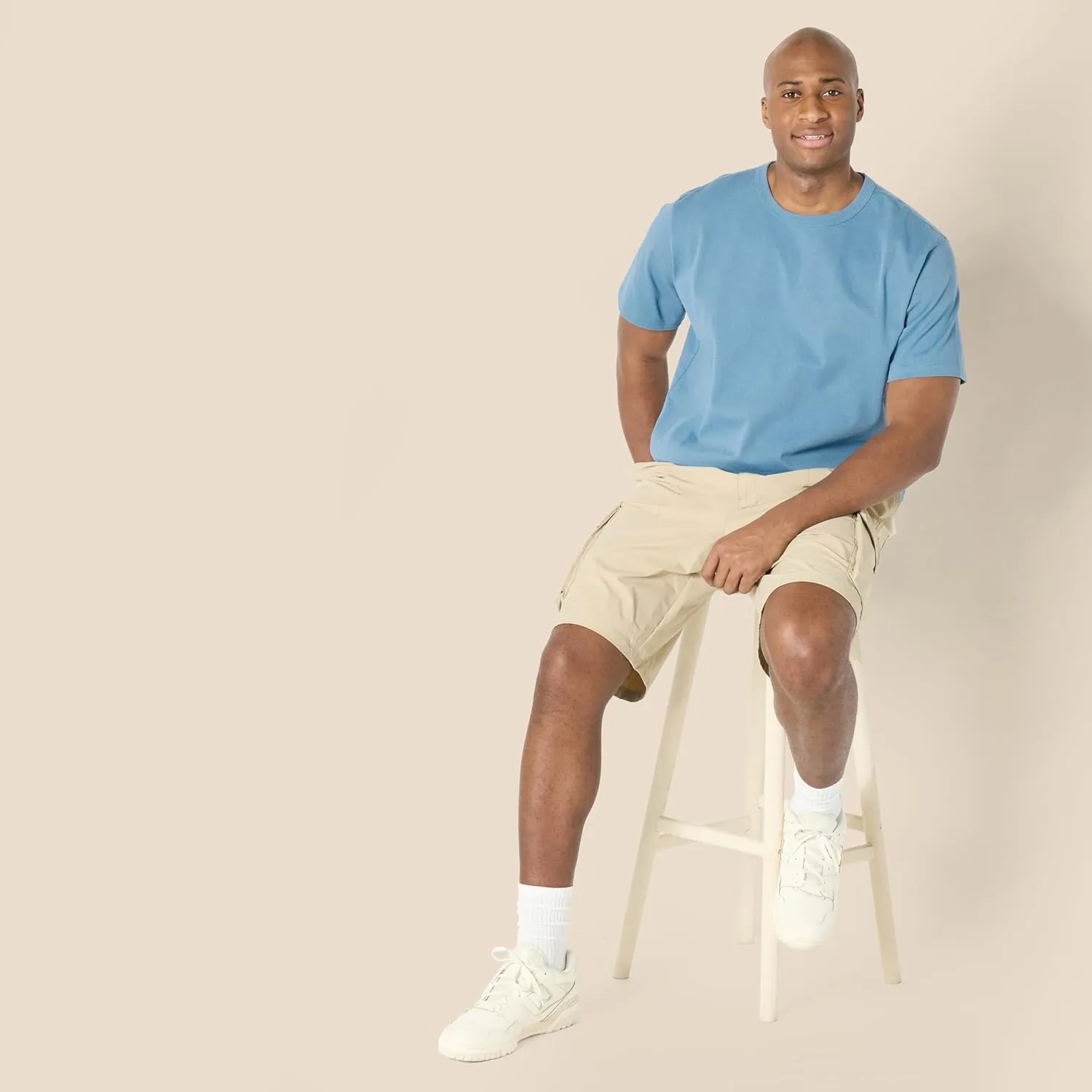 Amazon Essentials Men's Relaxed-Fit Heavyweight Cotton T-Shirt