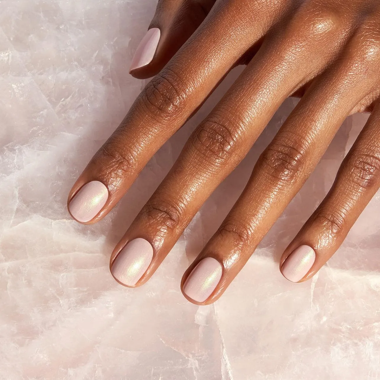 CND Vinylux Lovely Quartz 0.5 oz - #329